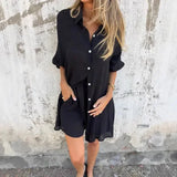 NORA™ – AFSLAPPET ENSFARVET BLUSE- OG SHORTS-SÆT