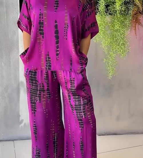 NERINA™ – CASUAL TO-DELE-SÆT I SATIN