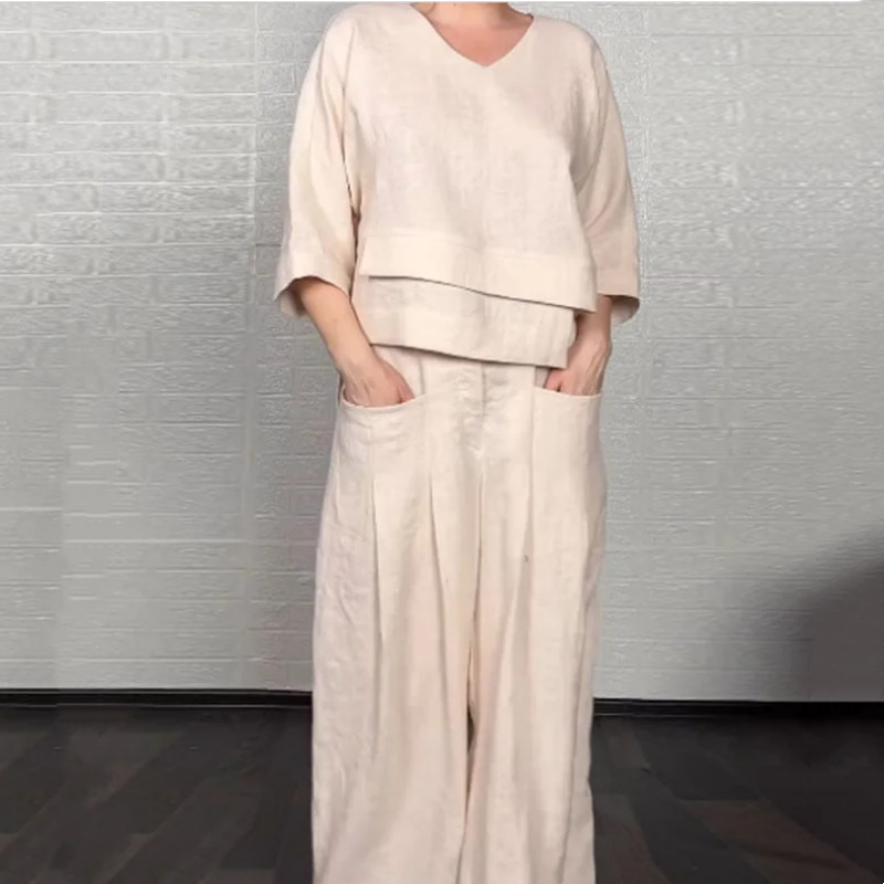 VALENTINA™ – TO-DELS SÆT MED AFSLAPPET PASFORM OG MINIMALISTISK STIL