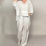 VALENTINA™ – TO-DELS SÆT MED AFSLAPPET PASFORM OG MINIMALISTISK STIL